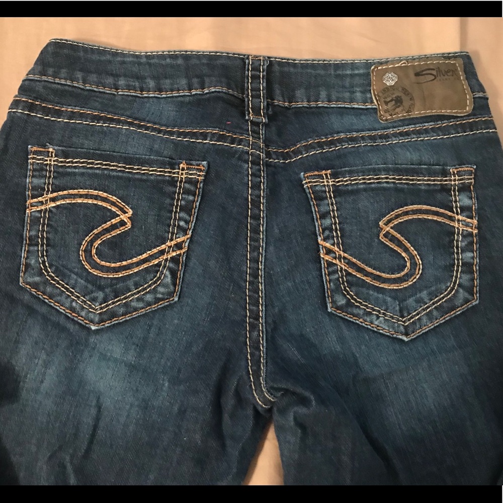 Silver Mid Capri Jeans!